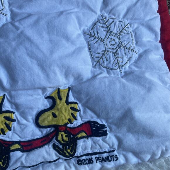 Peanuts Snoopy Christmas Quilted Pillow Cover Panel 26x21 Santa Hat Holiday - Picture 4 of 6